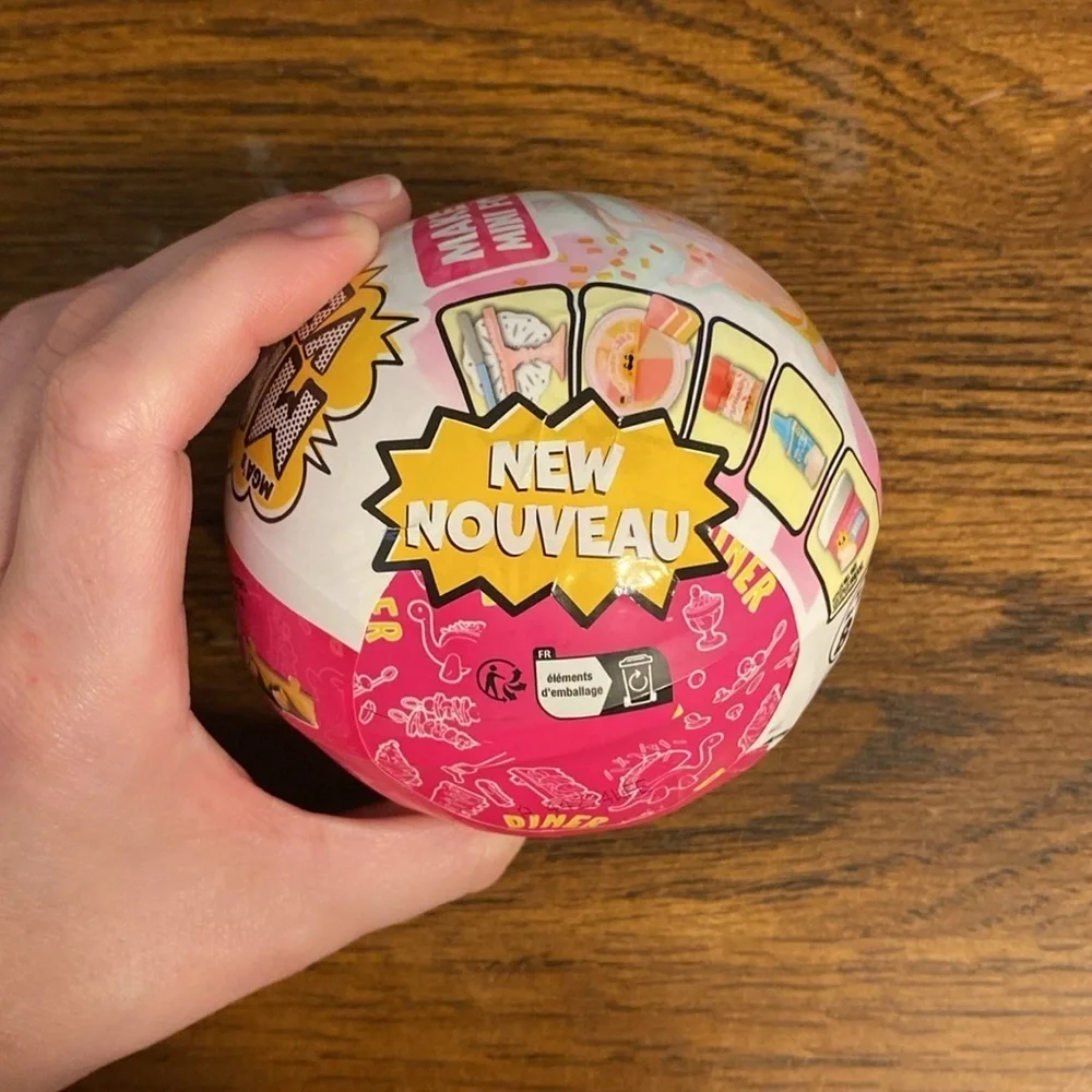 MGA’s Miniverse Make It Mini Food Diner Series 3 Mystery Sphere Ball NWT